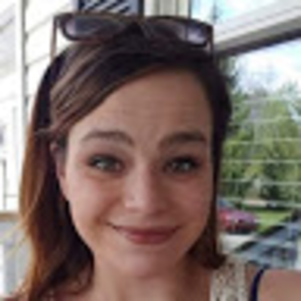 Meet your Posher, Kayla